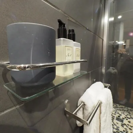 2 Bedroom Old Town Centre * Nicea