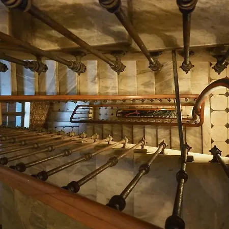 2 Bedroom Old Town Centre Apartament Nicea