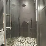 Апартаменты 2 Bedroom Old Town Centre Ницца
