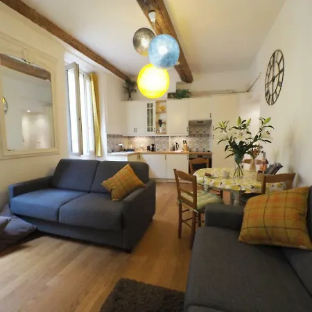 Daire 2 Bedroom Old Town Centre Nice