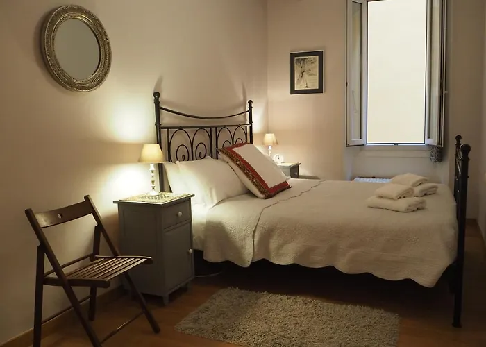 شقة 2 Bedroom Old Town Centre