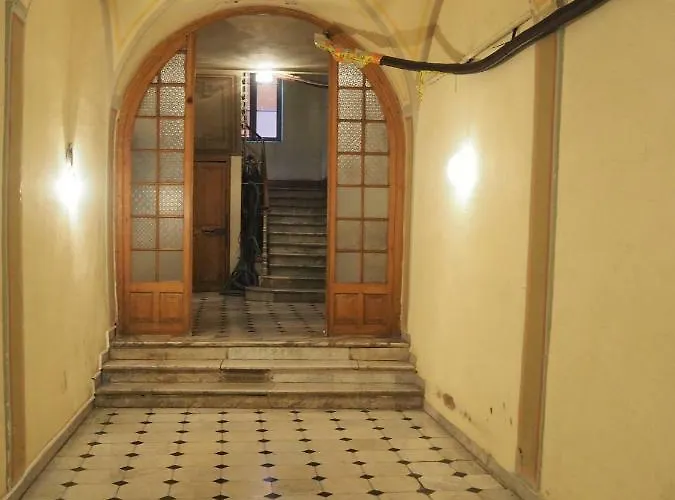 2 Bedroom Old Town Centre Apartament *