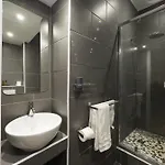 דירה 2 Bedroom Old Town Centre ניס